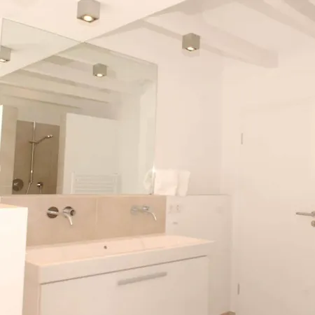 Apartamento House Flora, Golden Knoepke *